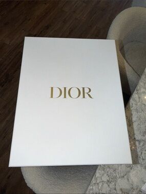 Dior White Box with Gold DIOR Logo